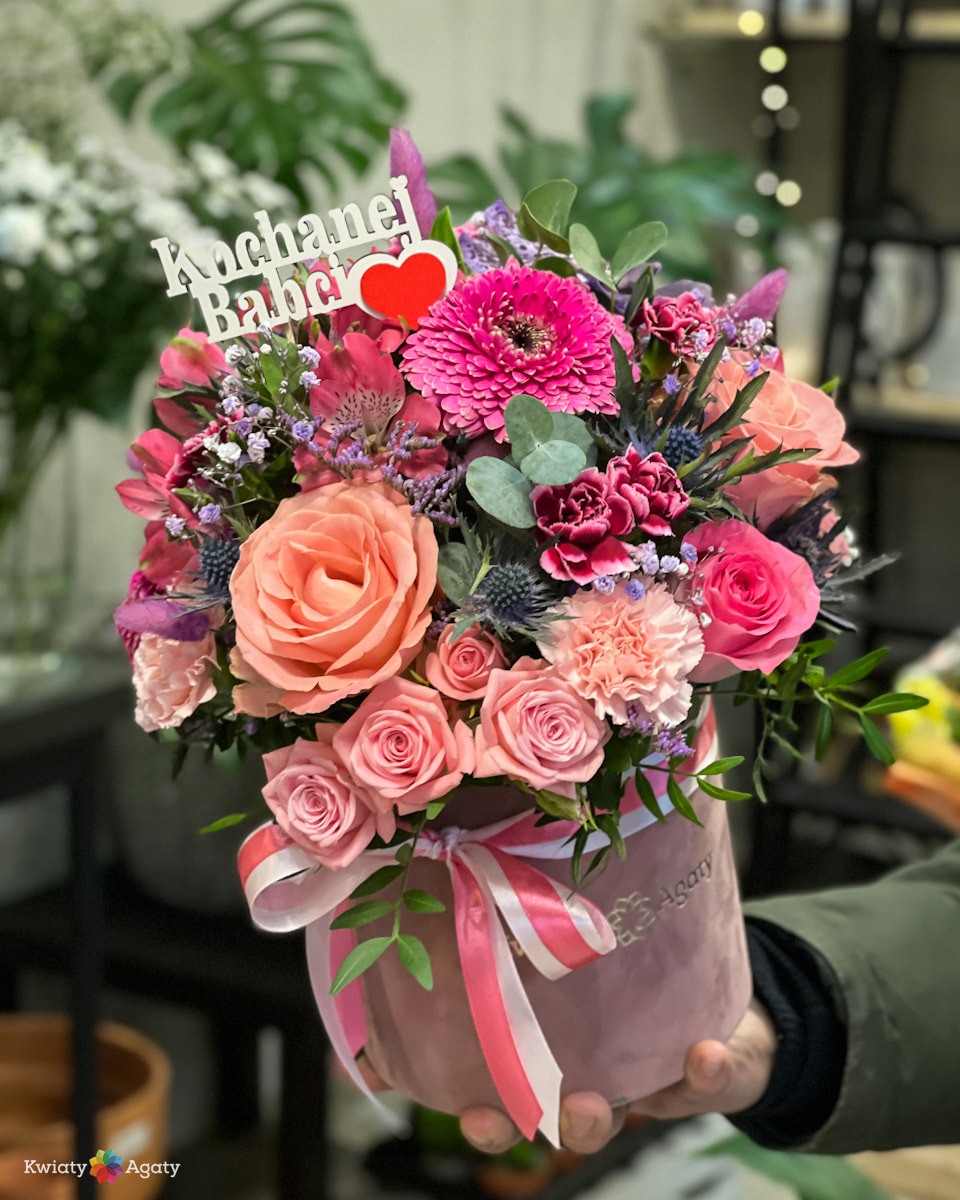 kwiatyagaty-flowerbox-fiolet-losos-kochanej-babci