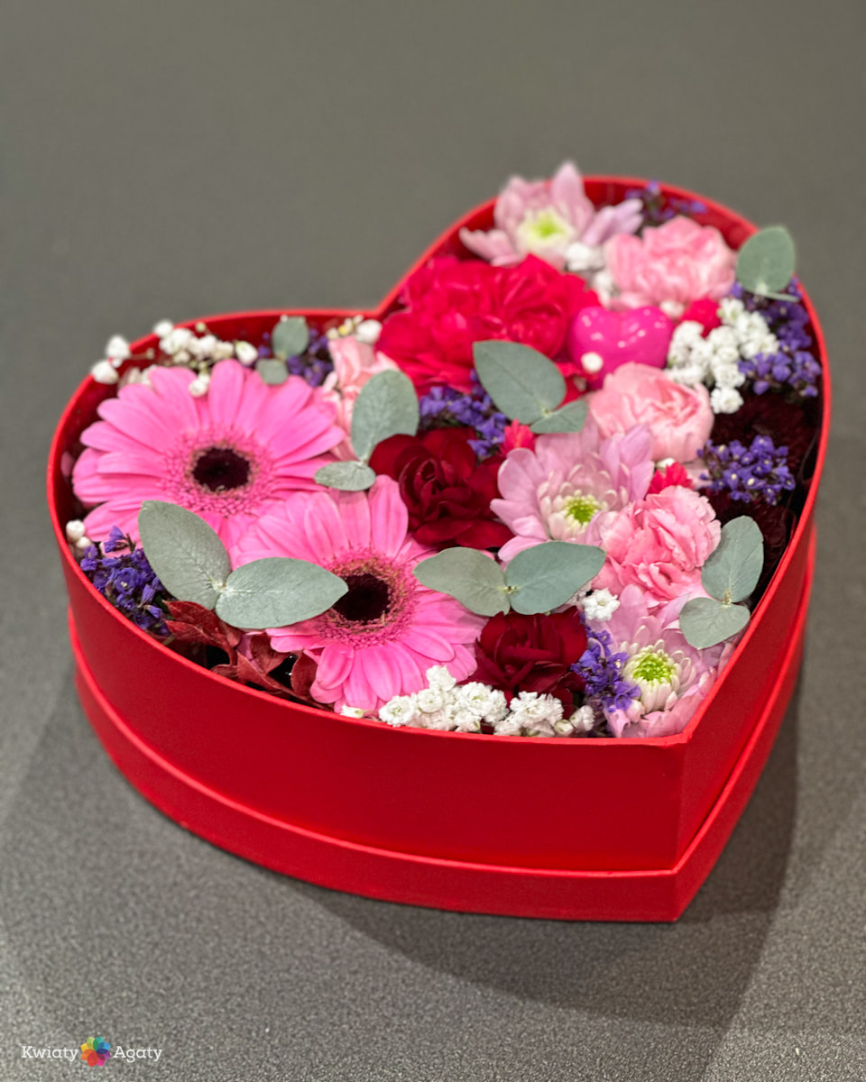 kwiatyagaty-flowerbox-serce-roz-czerwien-m